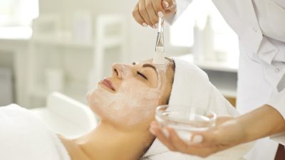 第四代焕肤XE-LHA PEEL手法