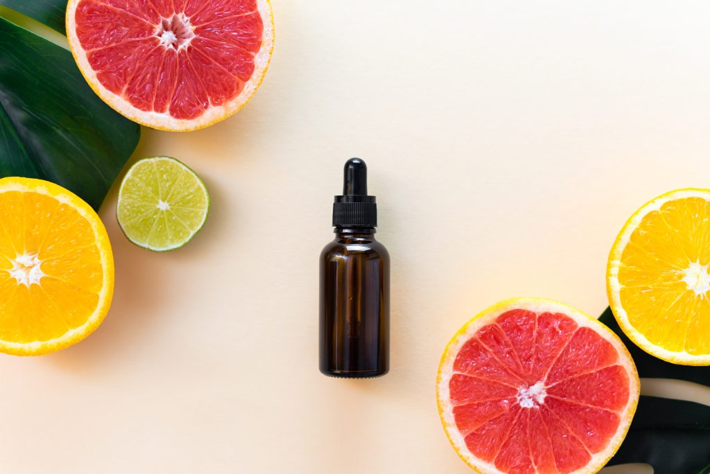 7 大成分—维C & 烟酰胺